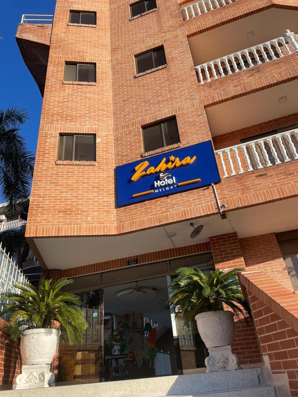 Zahira Hotel Мельгар Экстерьер фото